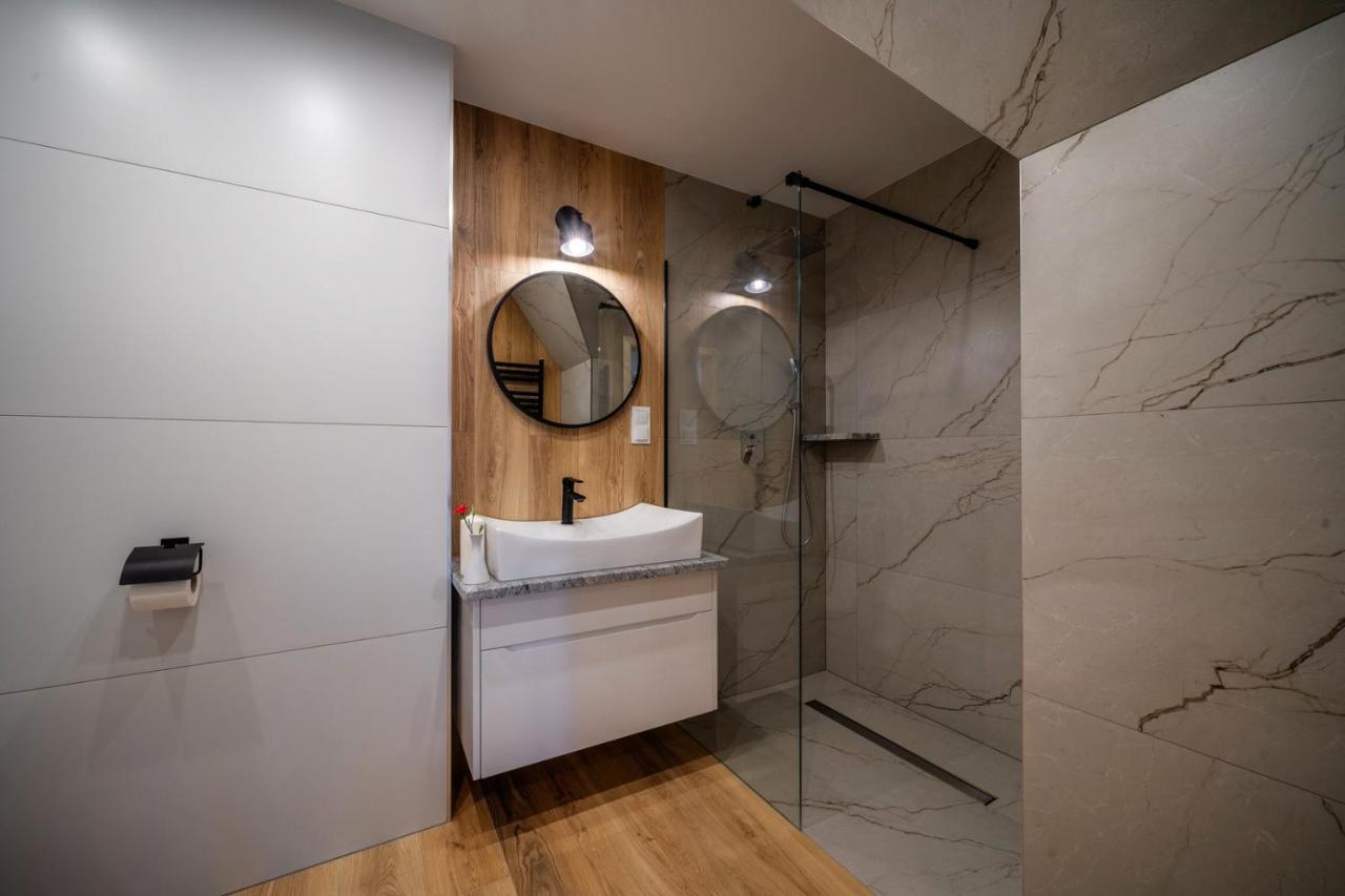 ביאלקה טטרנסקה Aparthotel Rabian-Ski Zewnetrzny Basen Oraz Jacuzzi Z Podgrzewana Woda Sala Zabaw I Dmuchaniec מראה חיצוני תמונה