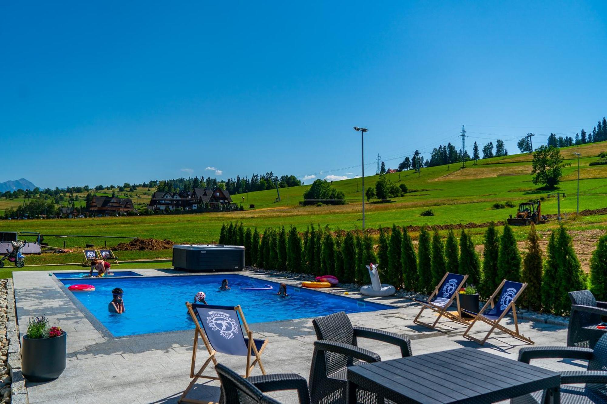 ביאלקה טטרנסקה Aparthotel Rabian-Ski Zewnetrzny Basen Oraz Jacuzzi Z Podgrzewana Woda Sala Zabaw I Dmuchaniec מראה חיצוני תמונה
